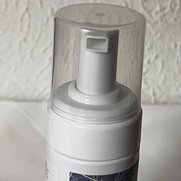 VOIR HAIRCARE / SECRETS IN THE SNOW SOFT STYLING FOAM. Made in Canada. 160 ml - Picture 11 of 11